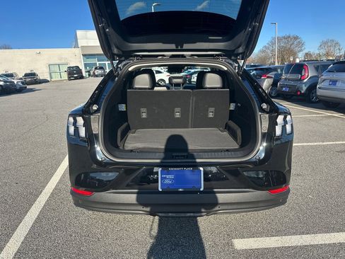 Certified 2025 Ford Mustang Mach-E Select w/ Comfort Package Lite image 21
