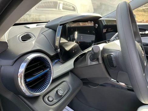 New 2026 Chevrolet Trax LT image 39