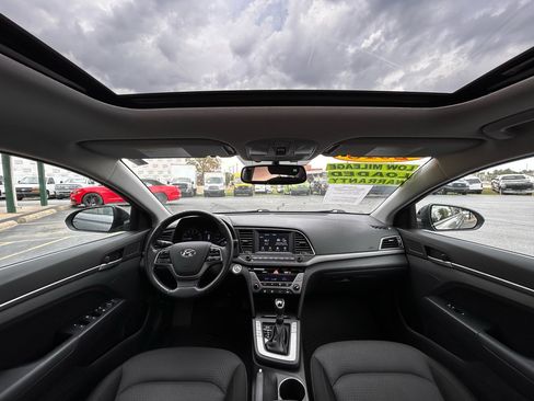 Used 2018 Hyundai Elantra Value Edition w/ Cargo Package image 12