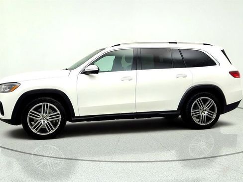 Used 2025 Mercedes-Benz GLS 450 4MATIC image 8