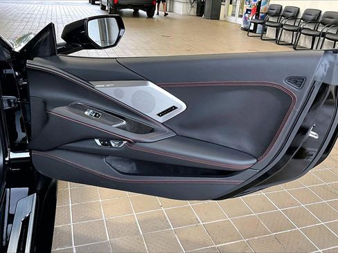 Used 2022 Chevrolet Corvette Stingray Premium Cpe w/ 3LT image 13