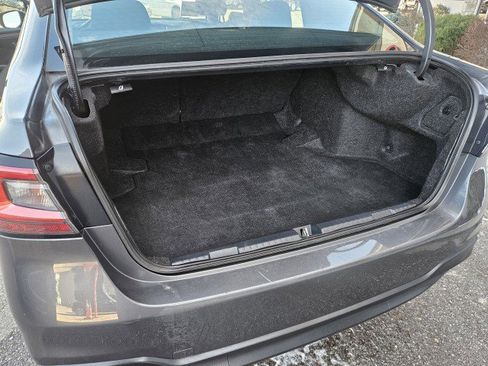 Used 2021 Subaru Legacy Premium image 26