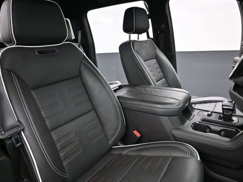 Used 2024 GMC Sierra 1500 AT4X image 26