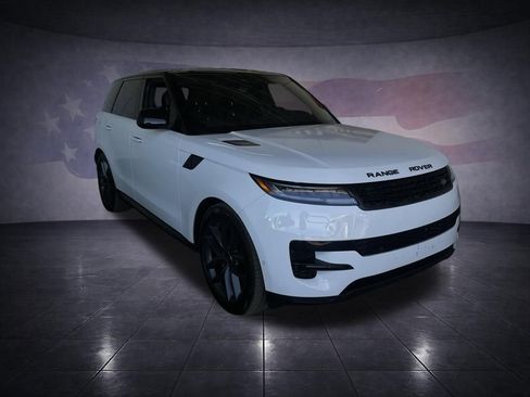 Used 2024 Land Rover Range Rover Sport SE image 7