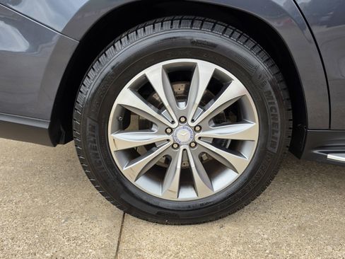 Used 2013 Mercedes-Benz GL 450 4MATIC w/ Premium 1 Pkg image 16