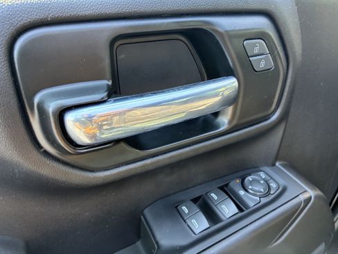 Used 2022 Chevrolet Silverado 1500 Custom RWD image 24