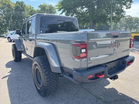 Used 2020 Jeep Gladiator Rubicon AWD/4WD image 3