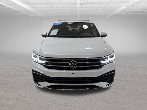 Certified 2023 Volkswagen Tiguan SEL R-Line AWD/4WD image 2