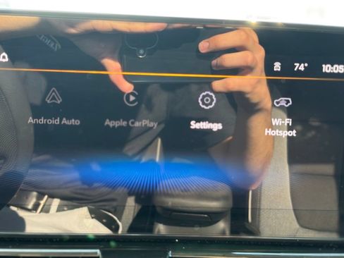 Used 2025 Chevrolet TrailBlazer LT AWD/4WD image 30
