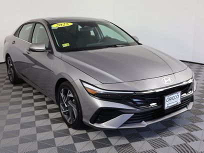 Used 2025 Hyundai Elantra SEL