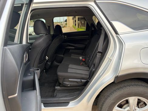 Used 2021 Kia Sorento LX image 24