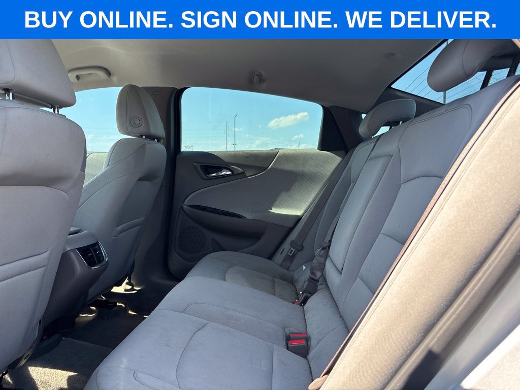 Used 2018 Chevrolet Malibu LT FWD image 11
