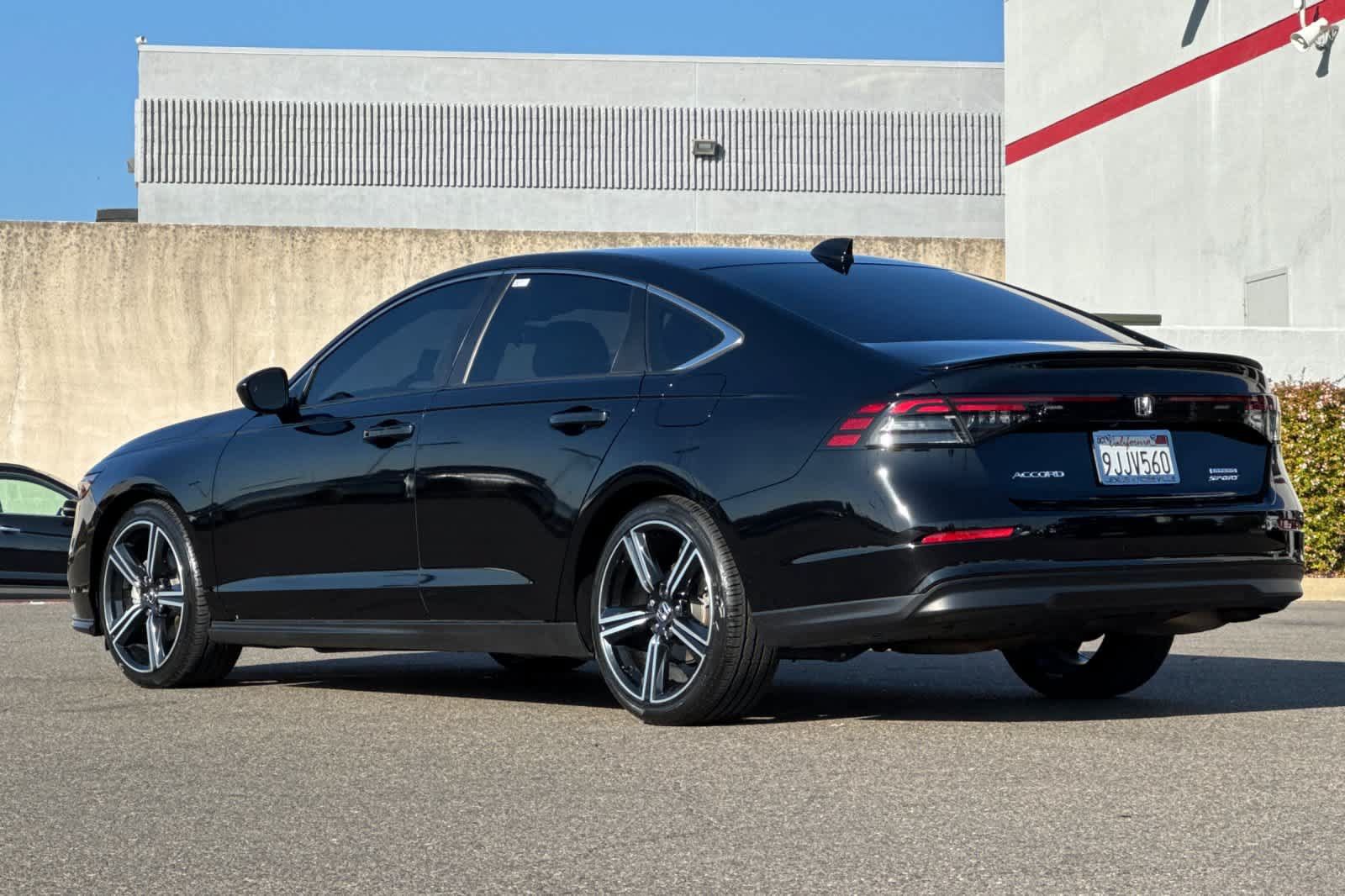 Used 2024 Honda Accord Sport image 7