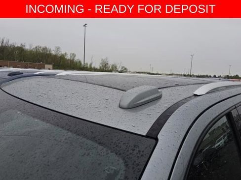 Used 2025 Chevrolet Suburban Premier w/ Sun And Tow Package AWD/4WD image 6