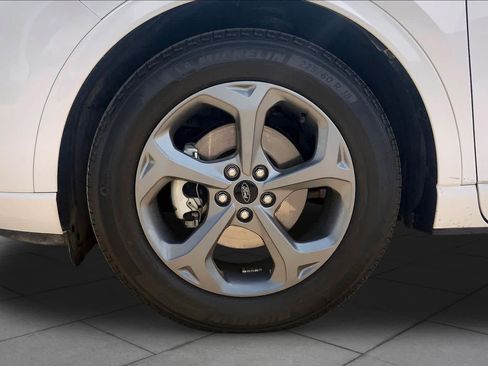 Certified 2023 Ford Escape ST-Line FWD image 11