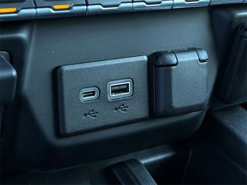 Used 2020 GMC Sierra 1500 SLT w/ SLT Premium Plus Package image 31