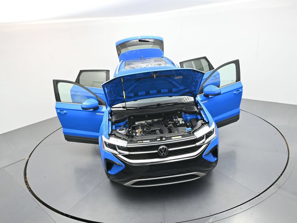 Used 2024 Volkswagen Taos SEL AWD/4WD image 33
