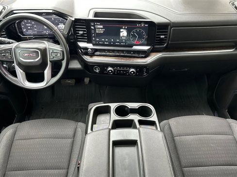 Used 2024 GMC Sierra 1500 Elevation image 14