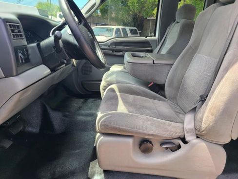 Used 2003 Ford F250 XLT RWD image 11