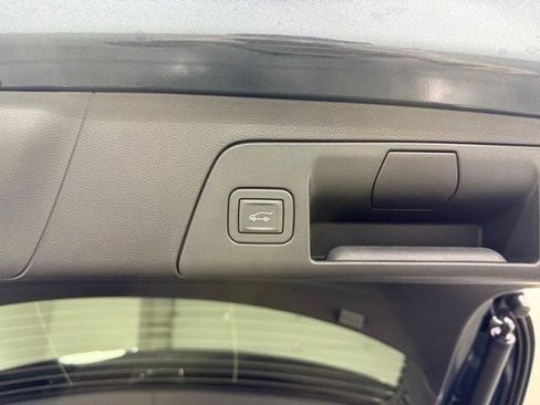 New 2026 Buick Envision Avenir image 8