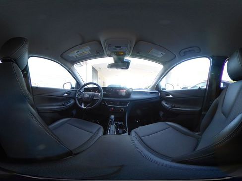 Used 2025 Buick Encore GX Preferred image 42