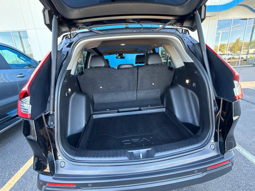 Used 2024 Honda CR-V EX-L image 6