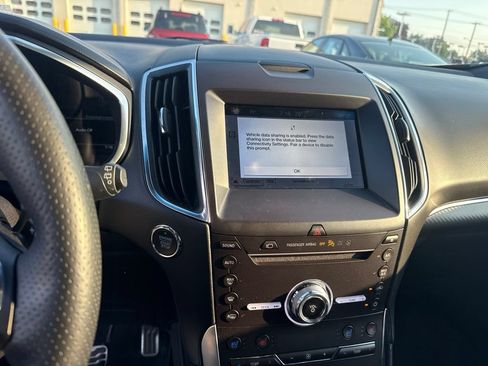 Used 2019 Ford Edge ST w/ Equipment Group 401A AWD/4WD image 13