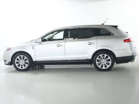 Used 2013 Lincoln MKT AWD image 39