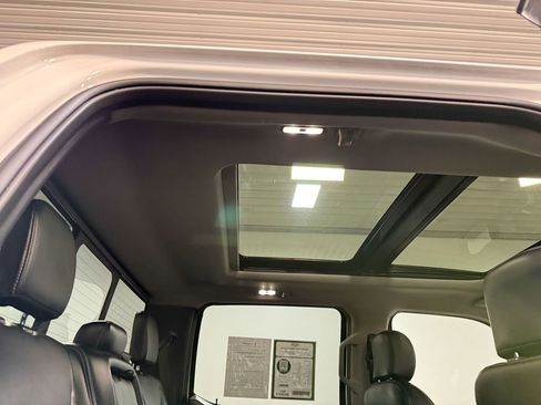 Used 2019 Ford F250 Lariat w/ Lariat Ultimate Package image 16