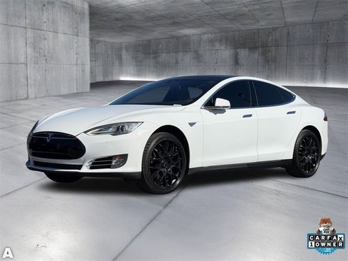 Used 2016 Tesla Model S 90D image 2