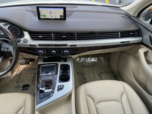 Used 2018 Audi Q7 2.0T Premium image 34