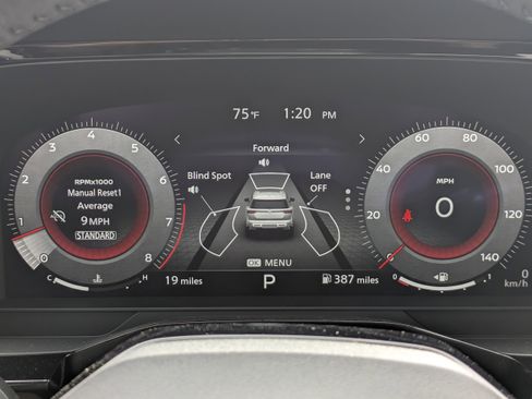 New 2026 Nissan Pathfinder Platinum image 33