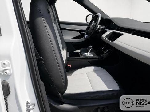 Used 2020 Land Rover Range Rover Evoque R-Dynamic S AWD/4WD image 10