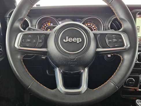 Used 2023 Jeep Gladiator Overland AWD/4WD image 22