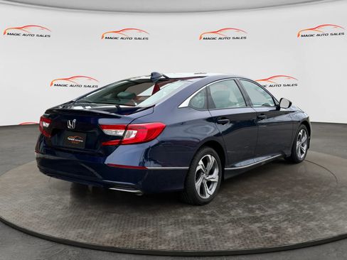 Used 2019 Honda Accord EX image 10