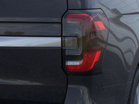 New 2024 Ford Expedition Platinum image 21