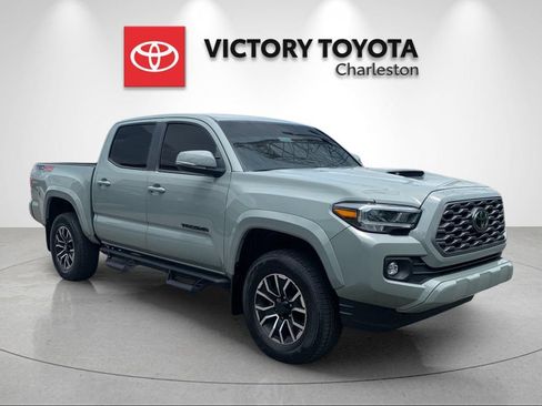 Used 2023 Toyota Tacoma TRD Sport AWD/4WD image 5