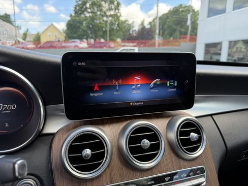 Used 2020 Mercedes-Benz C 300 4MATIC Sedan image 17