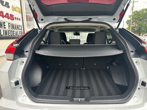Used 2024 Mitsubishi Eclipse Cross LE image 23
