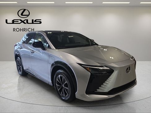 New 2026 Lexus RZ 450e AWD image 4