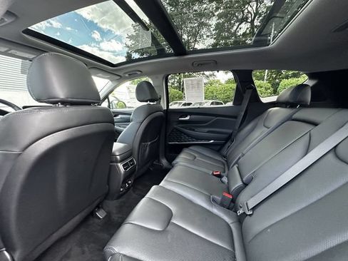 Used 2022 Hyundai Santa Fe Limited AWD/4WD image 18