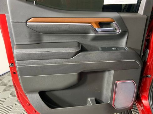 Used 2023 GMC Sierra 1500 Denali w/ Denali Reserve Package image 18