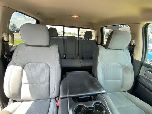 Used 2019 RAM 1500 Big Horn AWD/4WD image 26