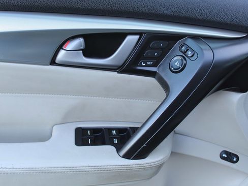 Used 2011 Acura TL w/ Technology Package FWD image 10