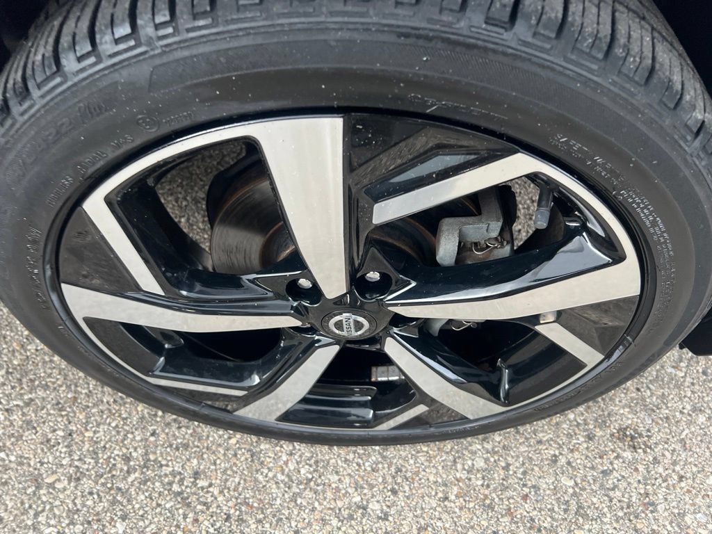 Used 2020 Nissan Rogue Sport SL w/ Premium Package AWD/4WD image 40