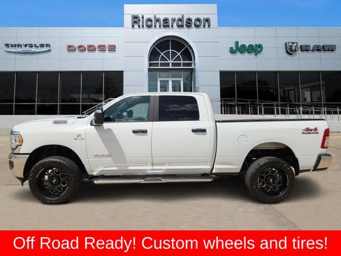 Used 2024 RAM 2500 Big Horn AWD/4WD image 3