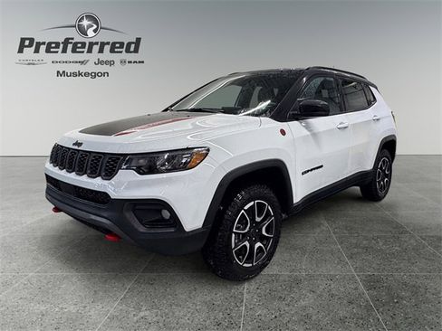 New 2026 Jeep Compass Trailhawk image 10