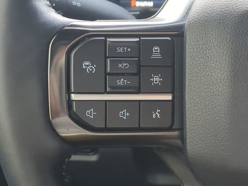 Certified 2024 Ford F450 Platinum w/ FX4 Off-Road Package image 24