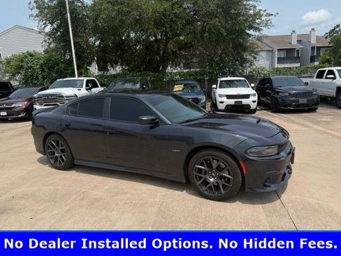 Used 2019 Dodge Charger R/T w/ Plus Group RWD image 2