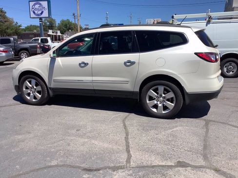 Used 2015 Chevrolet Traverse LTZ AWD/4WD image 17